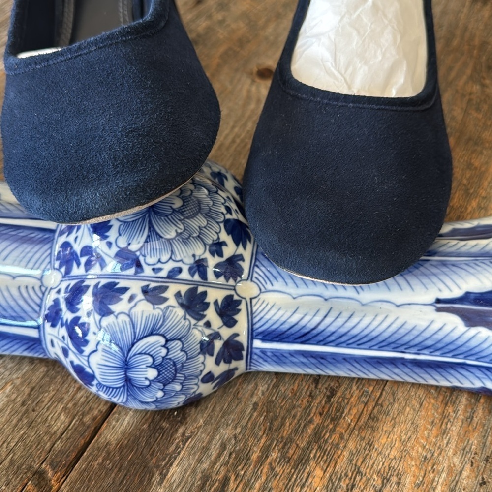 Tory Burch Therese 65MM Suede Veg Pump Royal Navy Size 9 - Picture 5 of 11